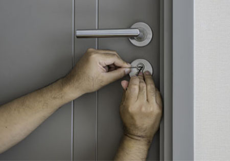 services emergency - Swift Belconnen emergency locksmith available 24/7