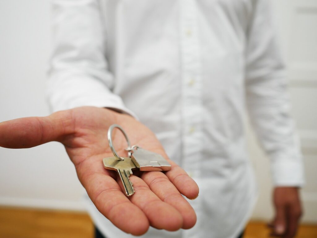 Locked Out? Discover Immediate Solutions! expert locksmith 1024x769 - Locked Out? Discover Immediate Solutions!