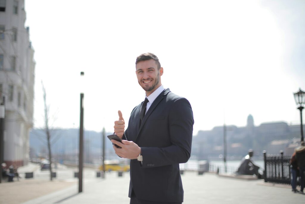 thumbsup 1024x683 - Choosing Canberra’s Best Emergency Locksmith Service